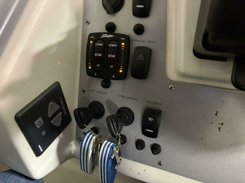 36ft Chris Craft Yacht For Sale