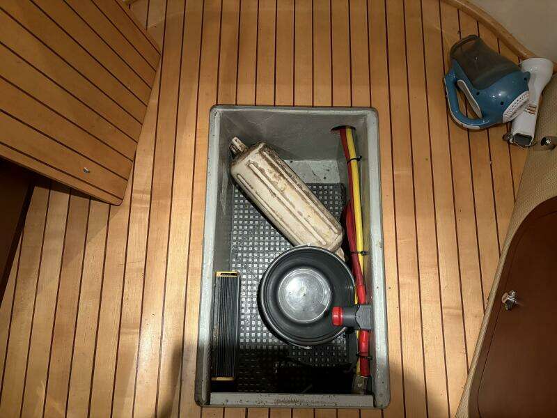 36ft Chris Craft Yacht For Sale