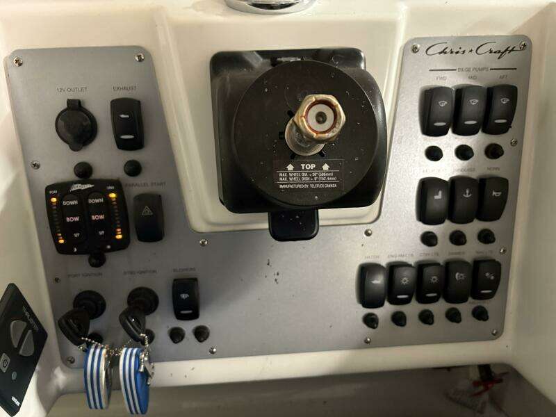 36ft Chris Craft Yacht For Sale