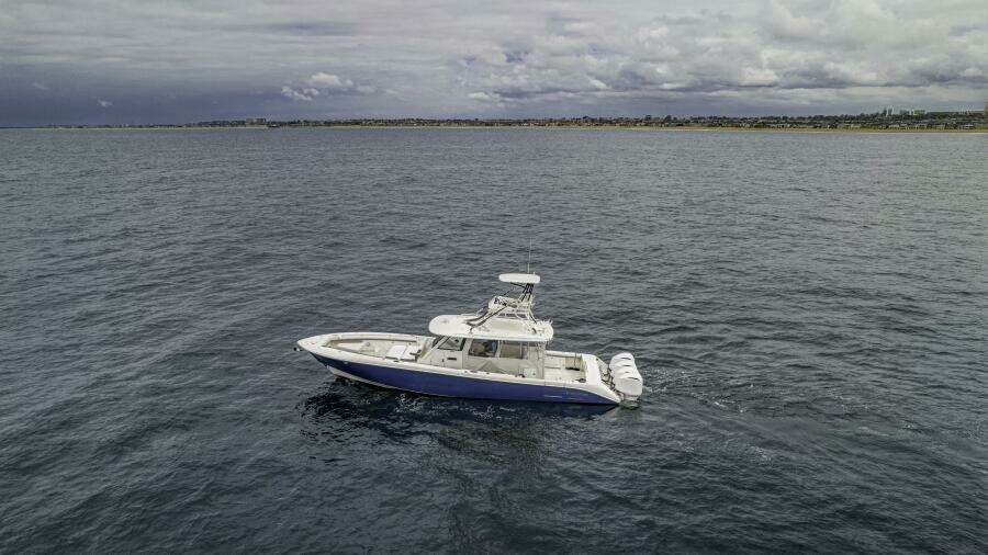 ANGELIQUE 43ft Everglades Yacht For Sale