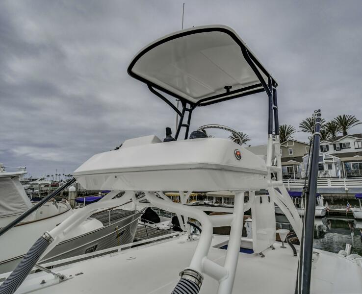 43' 2015 Everglades 435 Center Console