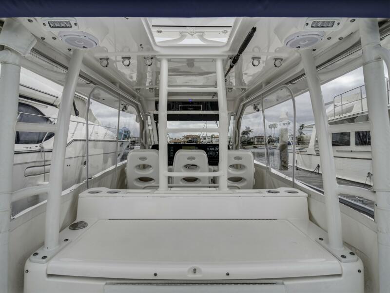 43' 2015 Everglades 435 Center Console