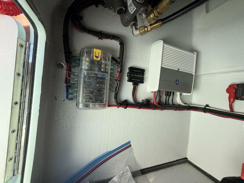 18' 2023 Hell's Bay Marquesa