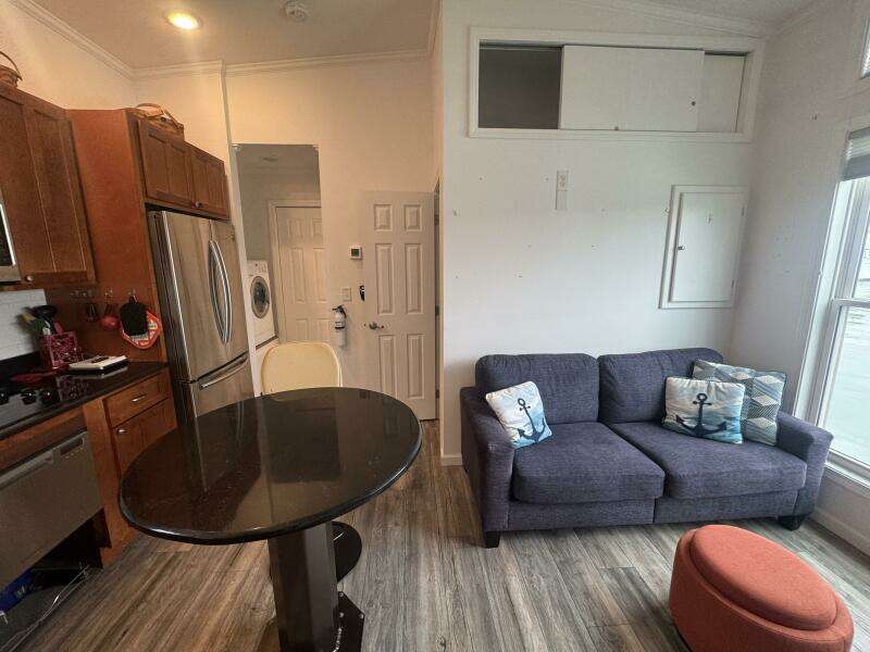 52ft Harbor Home Yacht For Sale