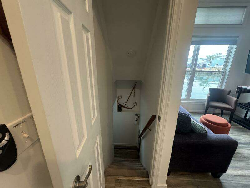 52ft Harbor Home Yacht For Sale