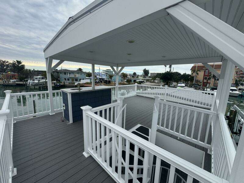52ft Harbor Home Yacht For Sale