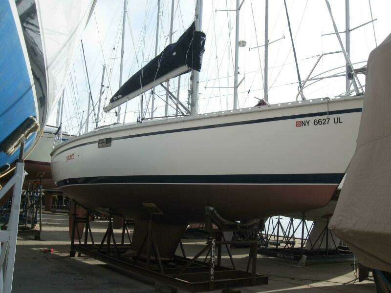 Yachtt 36ft Hunter Yacht For Sale