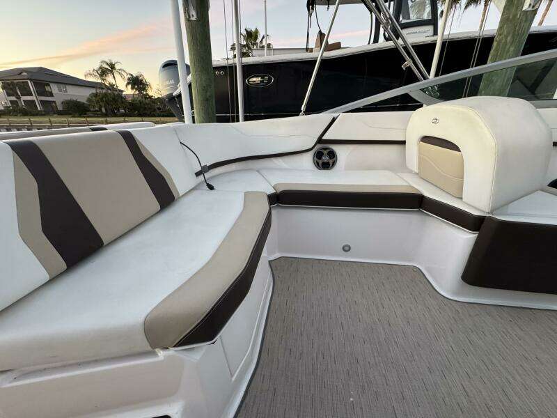 23ft Regal Yacht For Sale