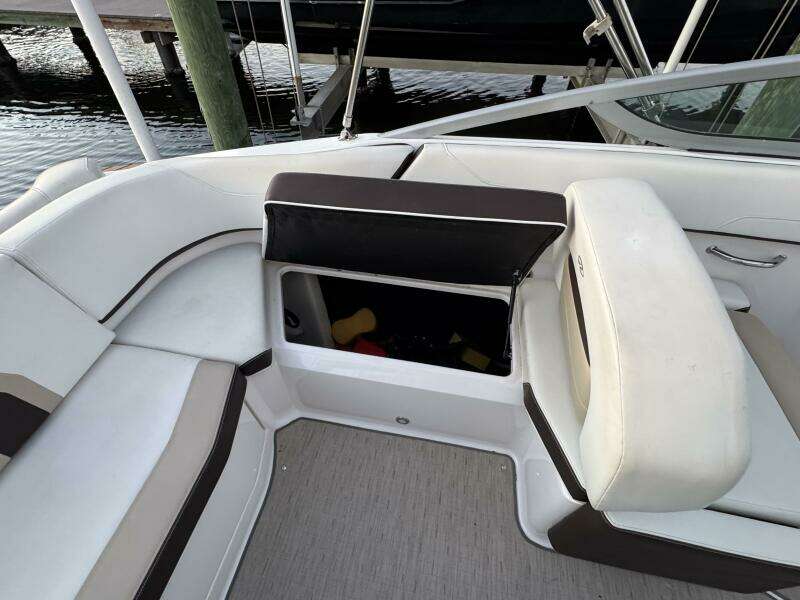 23ft Regal Yacht For Sale