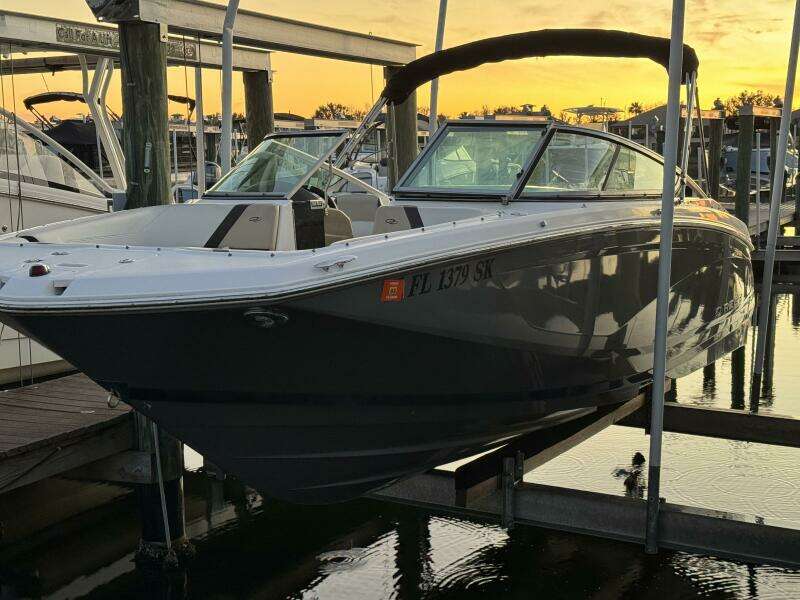 23ft Regal Yacht For Sale