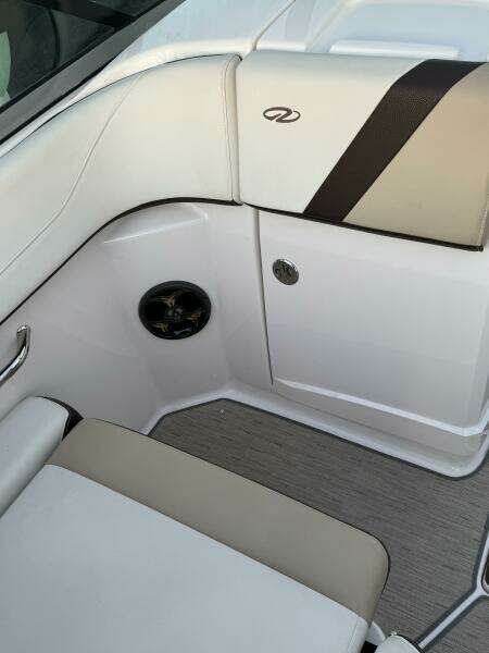 23ft Regal Yacht For Sale