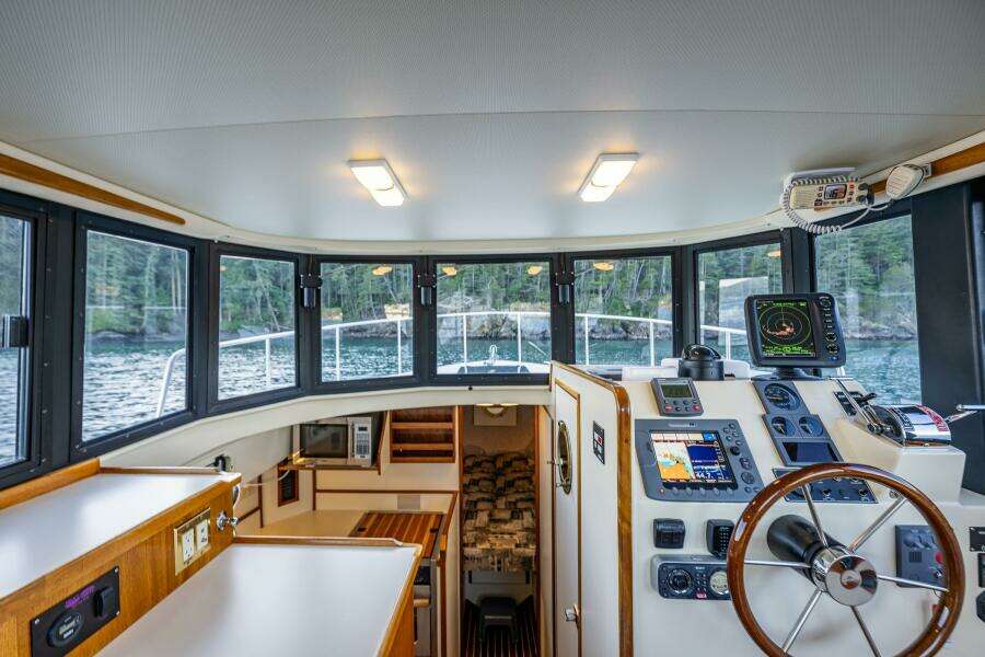 RoNance 31ft Camano Yacht For Sale