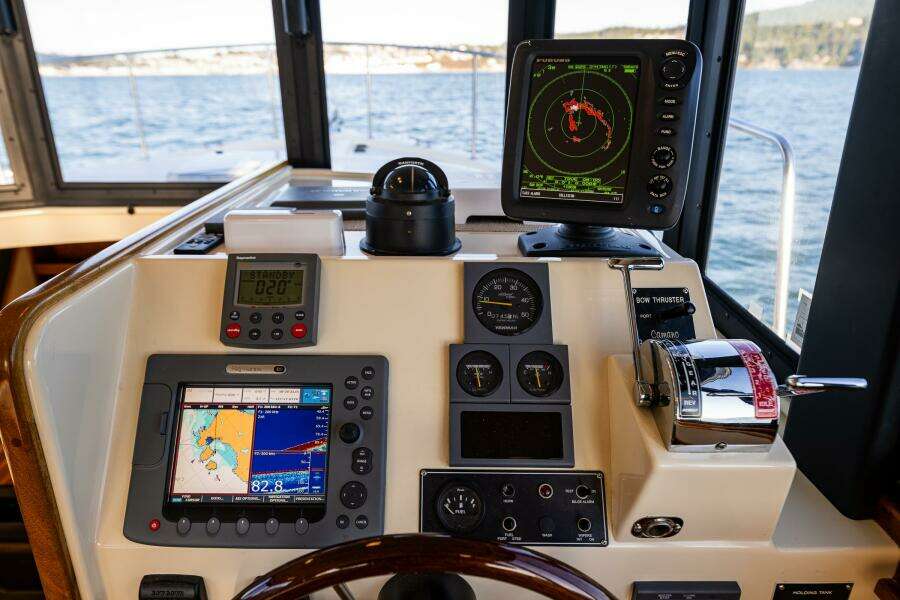 RoNance 31ft Camano Yacht For Sale