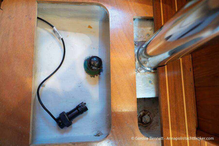 Opie Bea 37ft Jeanneau Yacht For Sale