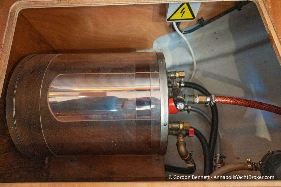 Opie Bea 37ft Jeanneau Yacht For Sale