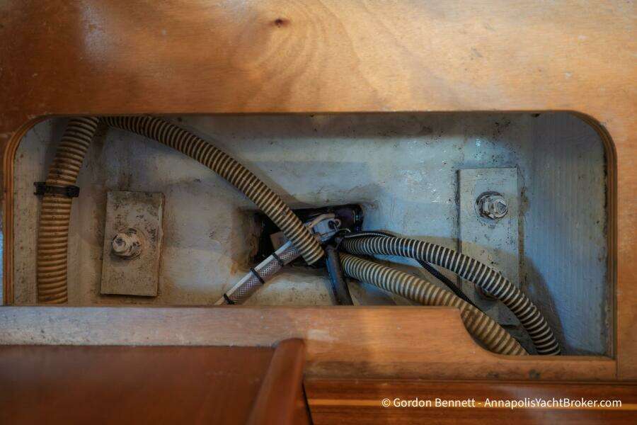 Opie Bea 37ft Jeanneau Yacht For Sale