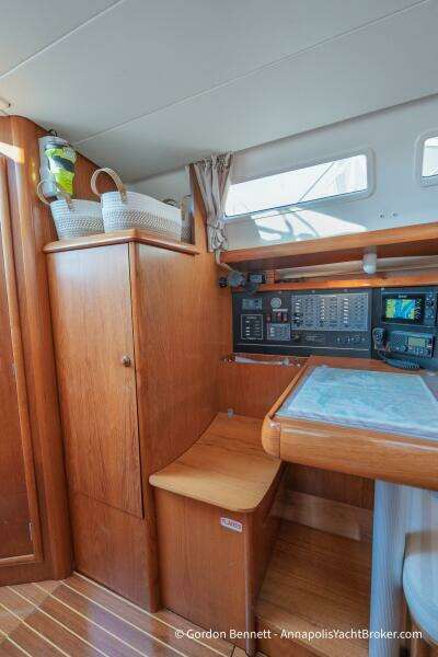 Opie Bea 37ft Jeanneau Yacht For Sale