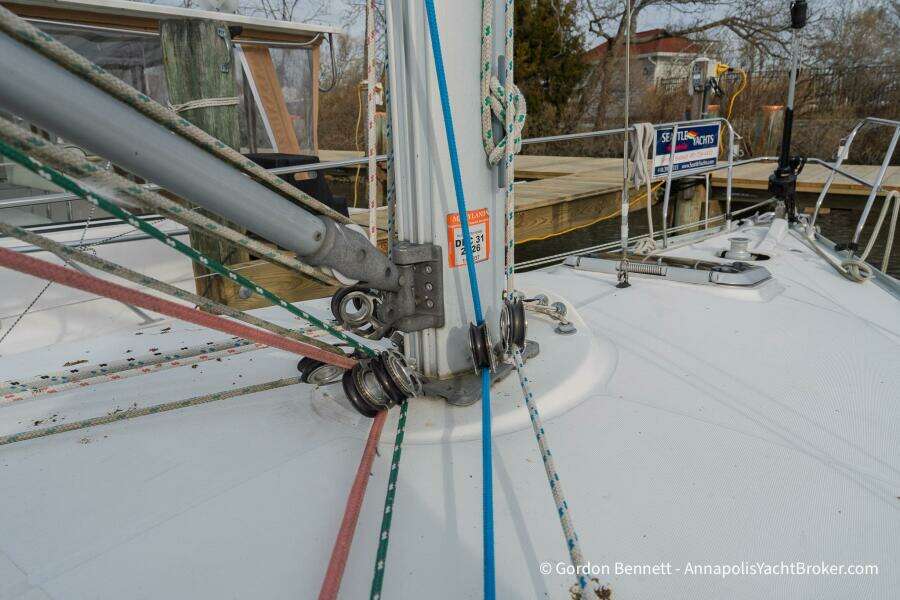 Opie Bea 37ft Jeanneau Yacht For Sale