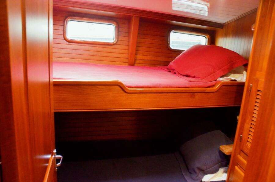 Delphina 55ft Waterline Yacht For Sale