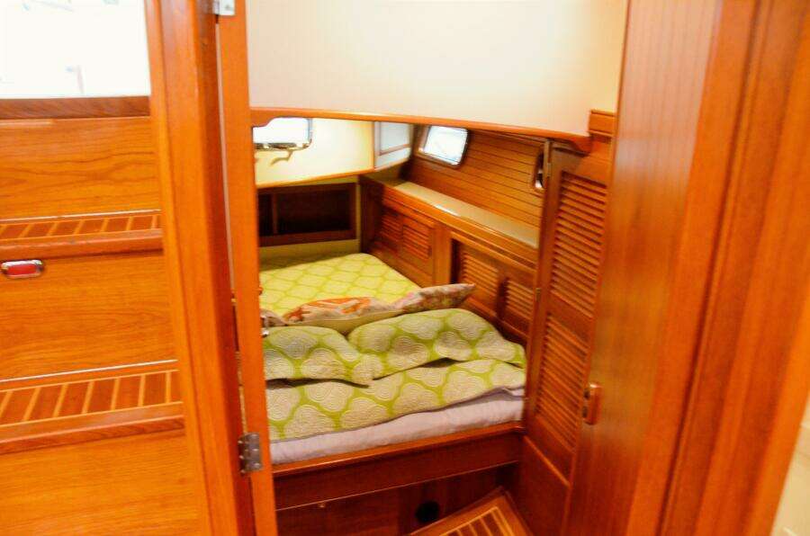 Delphina 55ft Waterline Yacht For Sale