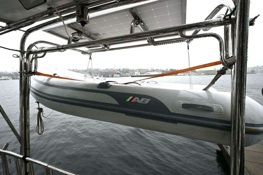 Delphina 55ft Waterline Yacht For Sale