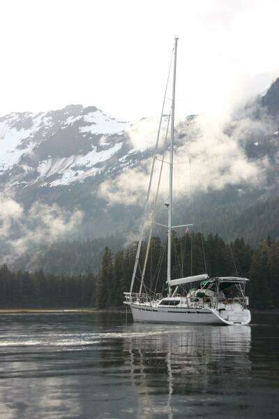 Delphina 55ft Waterline Yacht For Sale