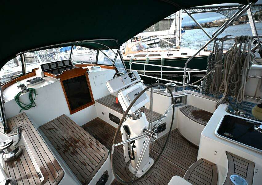 Delphina 55ft Waterline Yacht For Sale
