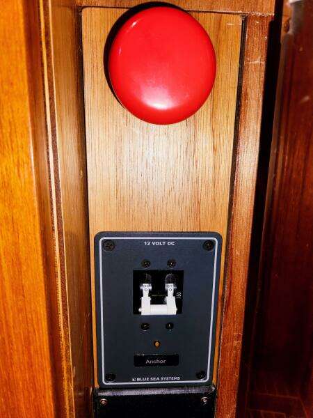 Delphina 55ft Waterline Yacht For Sale