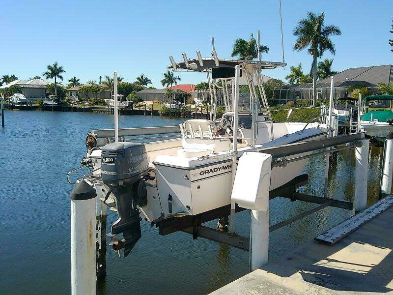 20ft Grady White Yacht For Sale