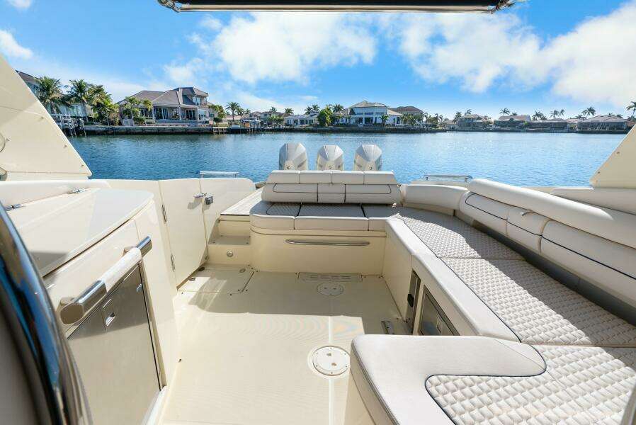 35ft Chris Craft Yacht For Sale
