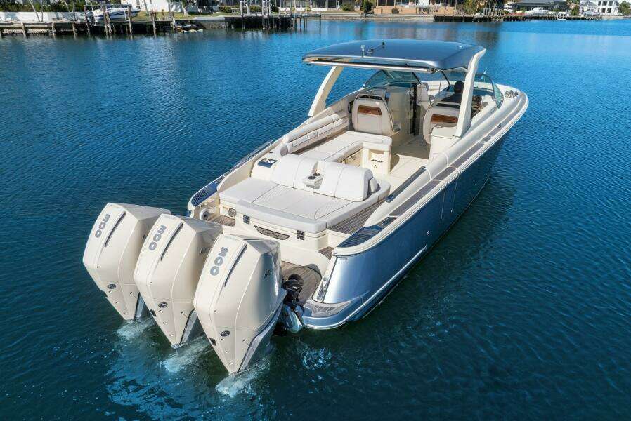 35ft Chris Craft Yacht For Sale