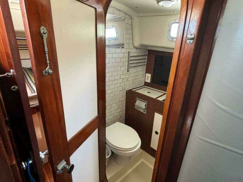 Garuda 36ft Pearson Yacht For Sale