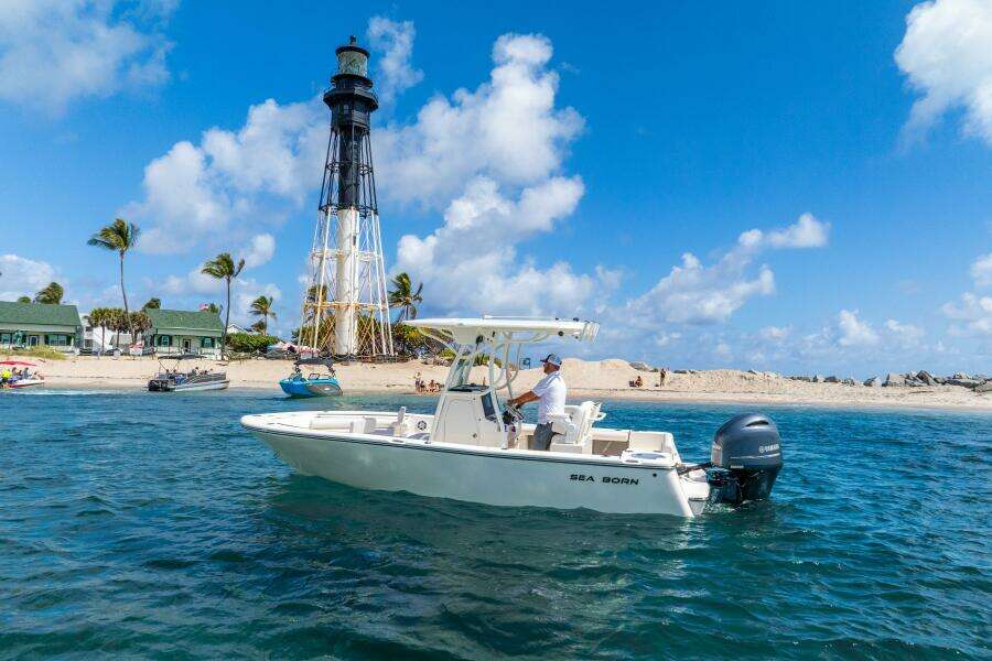 22ft Sea Born Yacht For Sale