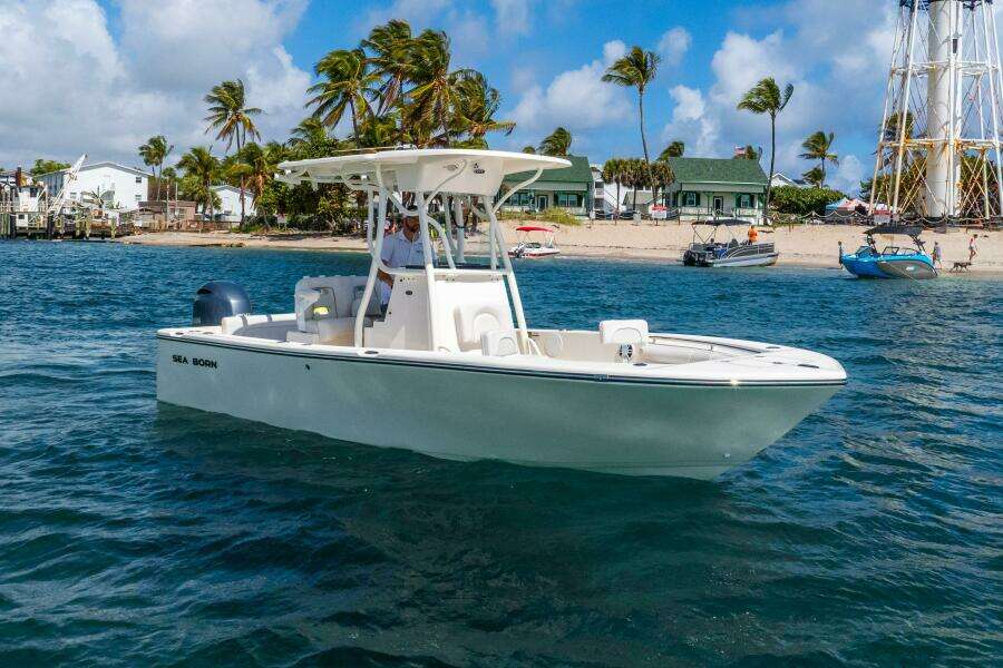 22ft Sea Born Yacht For Sale