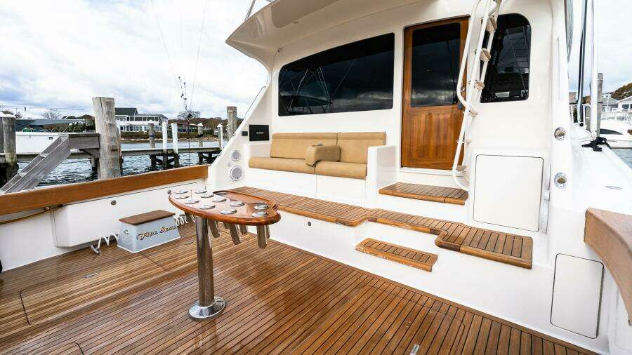 FIVE SEAS 64ft Viking Yacht For Sale