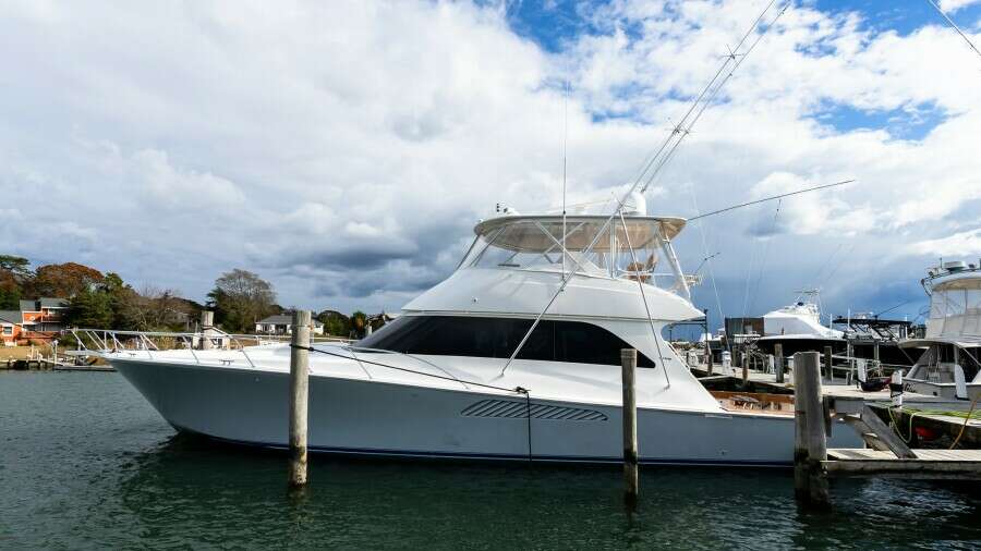 FIVE SEAS 64ft Viking Yacht For Sale