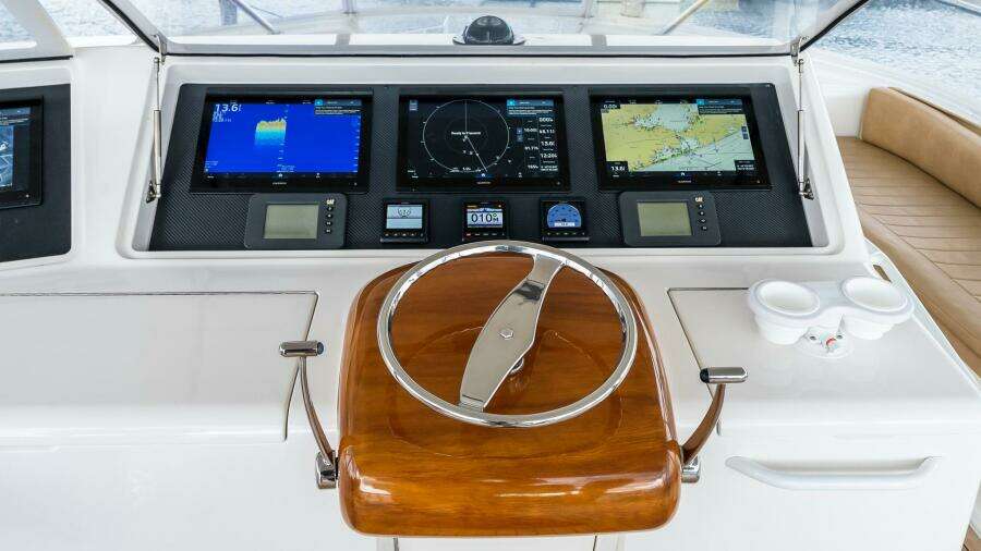 FIVE SEAS 64ft Viking Yacht For Sale