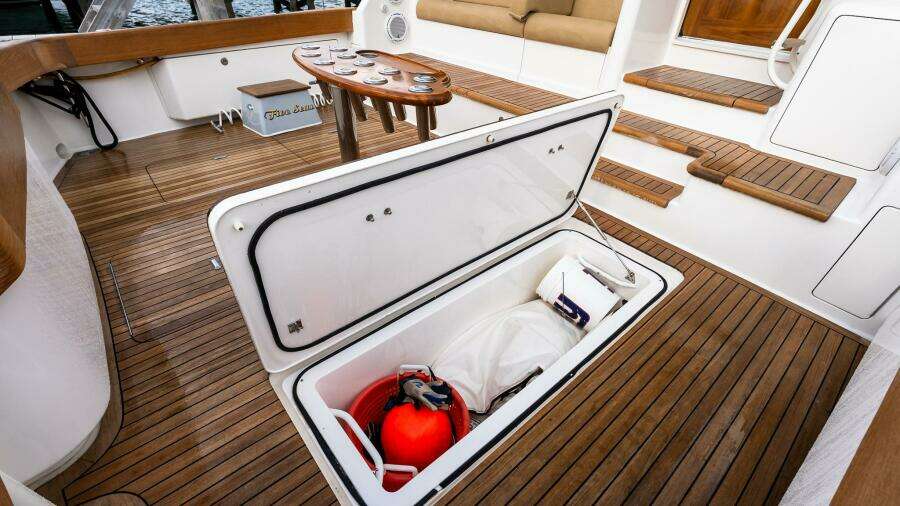 FIVE SEAS 64ft Viking Yacht For Sale