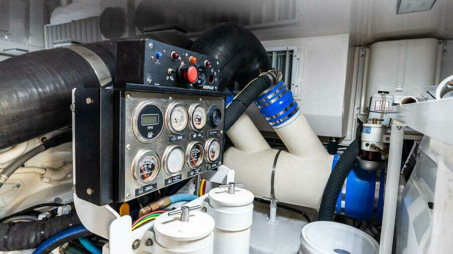 FIVE SEAS 64ft Viking Yacht For Sale