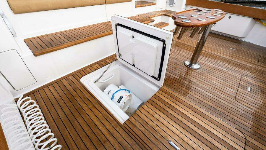 FIVE SEAS 64ft Viking Yacht For Sale