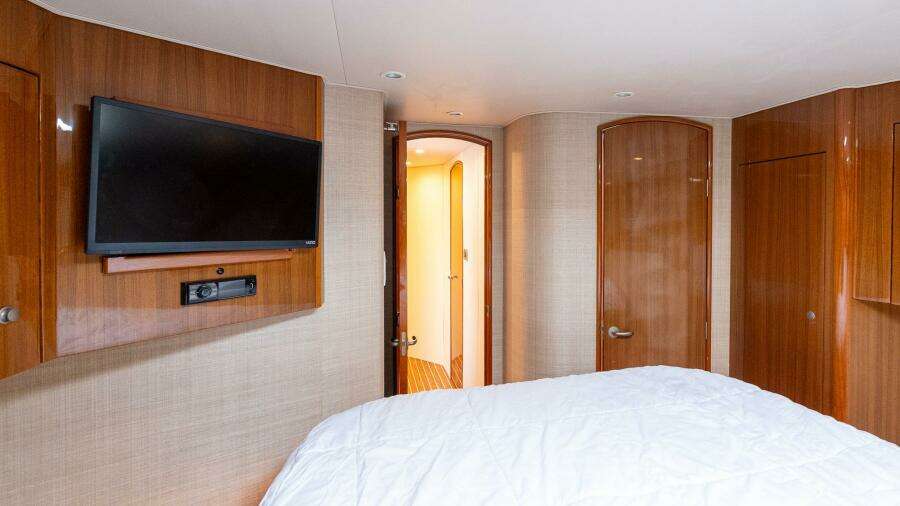 FIVE SEAS 64ft Viking Yacht For Sale