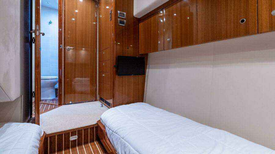 FIVE SEAS 64ft Viking Yacht For Sale