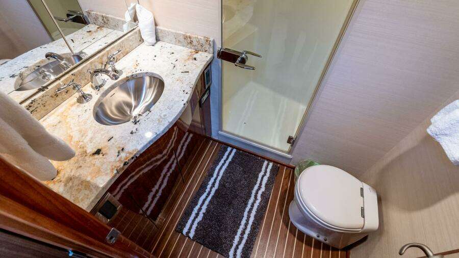 FIVE SEAS 64ft Viking Yacht For Sale