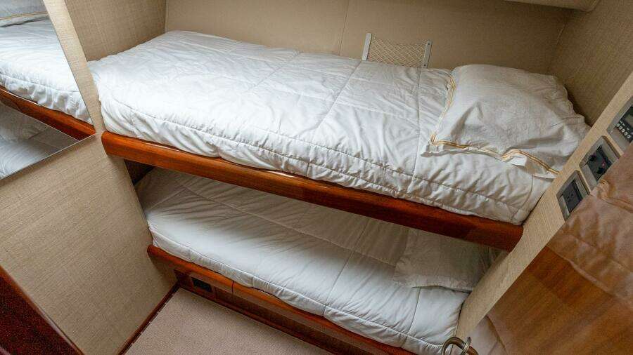 FIVE SEAS 64ft Viking Yacht For Sale