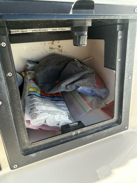 19' 2001 Key West 1900 Sportsman