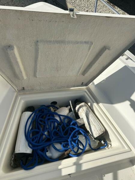 19' 2001 Key West 1900 Sportsman