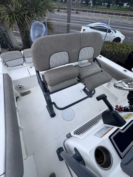 22' 2021 Sea Fox 228 Commander