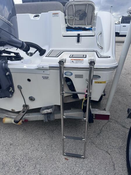 22' 2021 Sea Fox 228 Commander