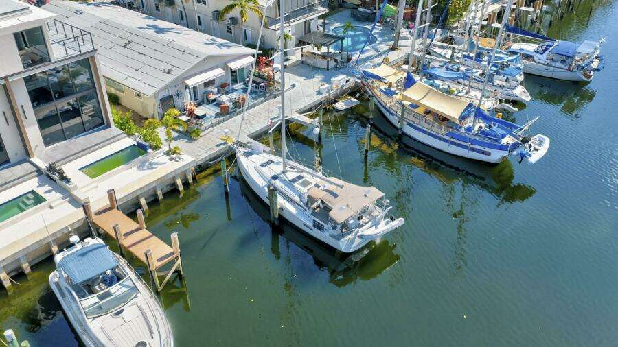 Dantari 44ft Jeanneau Yacht For Sale