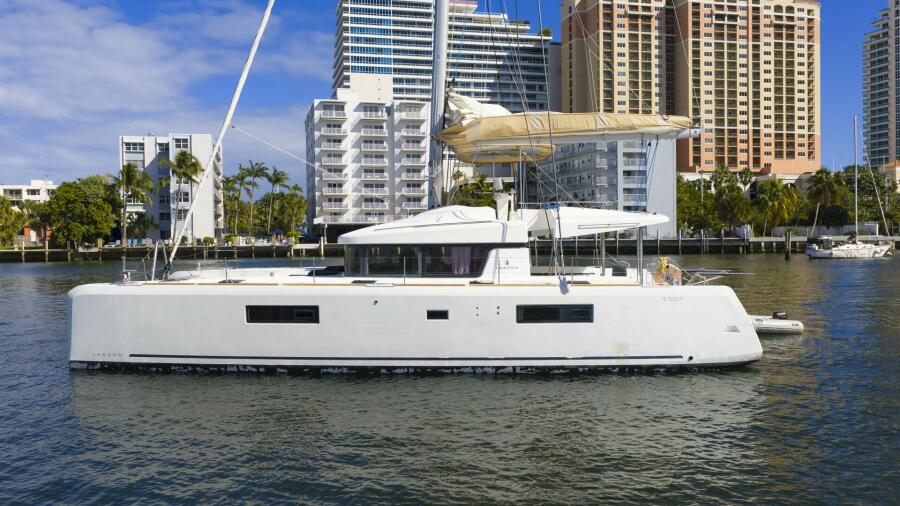 52' 2021 Lagoon 52F